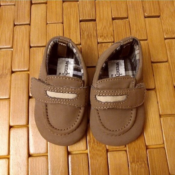 EUC WENDY BELLISSIMO Brown & Cream Penny Loafer Style Size 1 Shoes - Picture 6 of 8